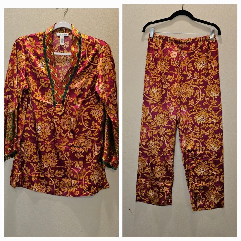 NWOT Oscar de la Renta Floral Print Pajama Set Size Small